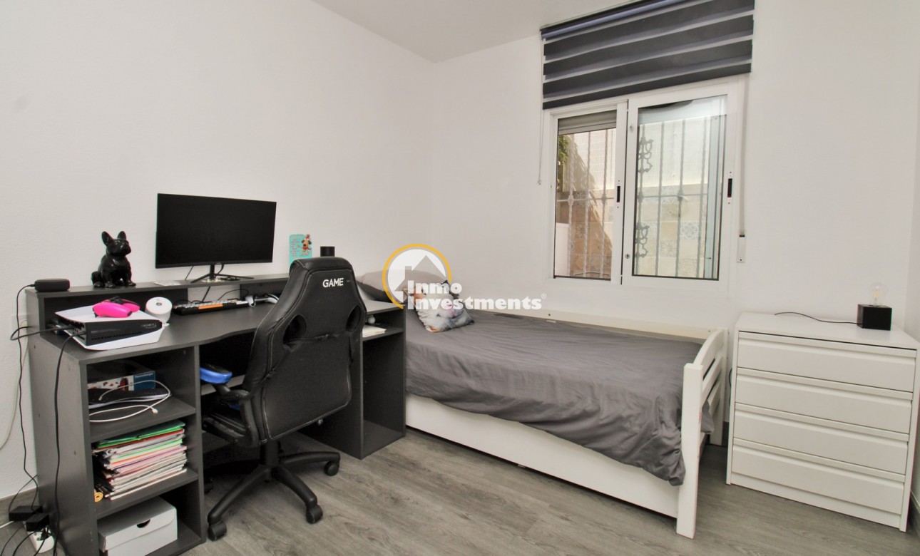 Resale - Town house - Villamartin - Blue Lagoon