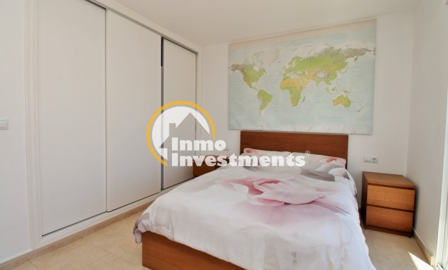 Resale - Town house - Villamartin - Blue Lagoon