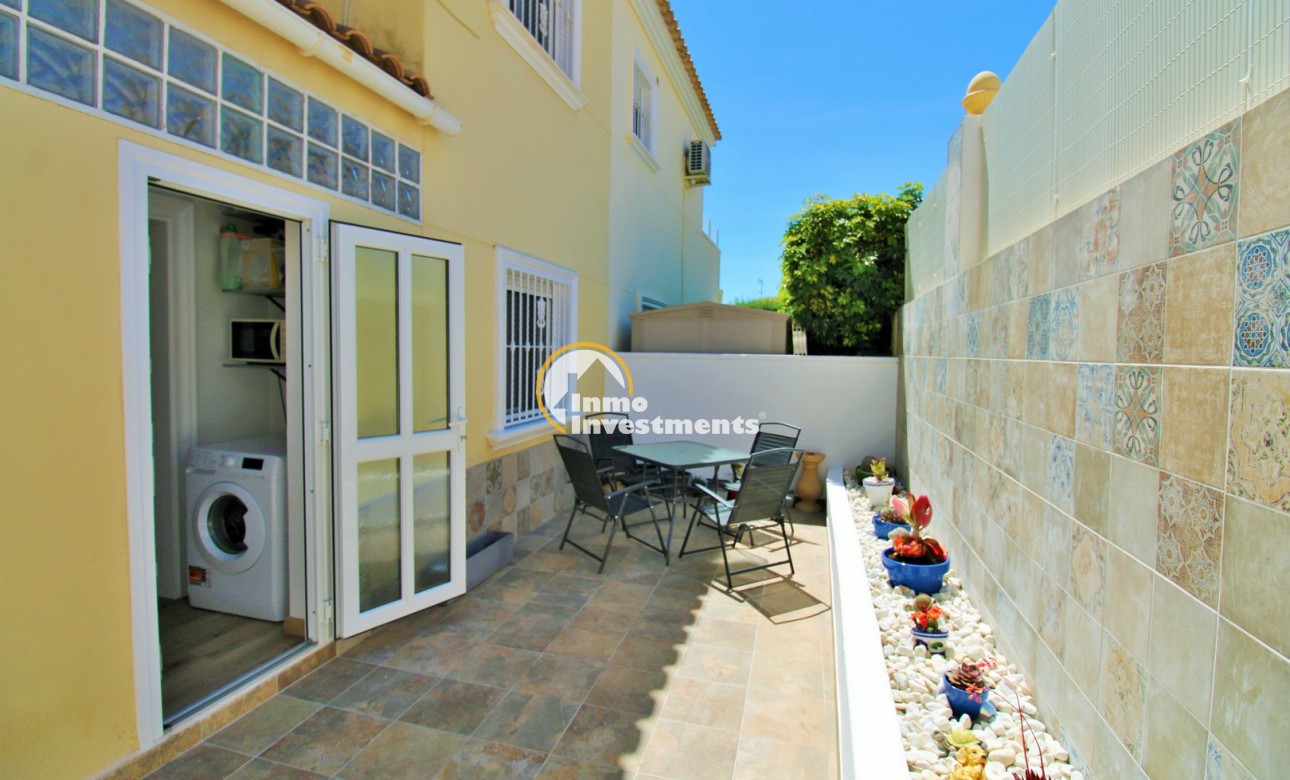 Resale - Town house - Villamartin - Blue Lagoon