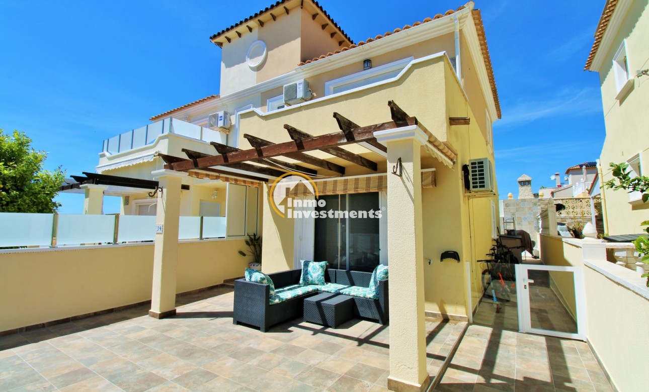 Resale - Town house - Villamartin - Blue Lagoon