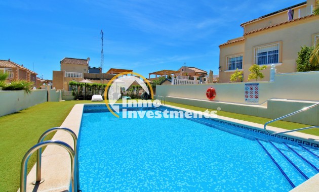Resale - Town house - Villamartin - Blue Lagoon