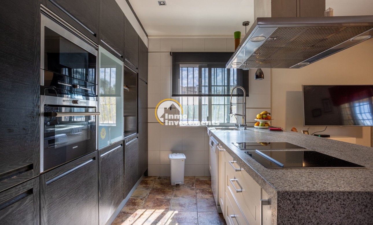 Bestaande bouw - Villa - Elche - 