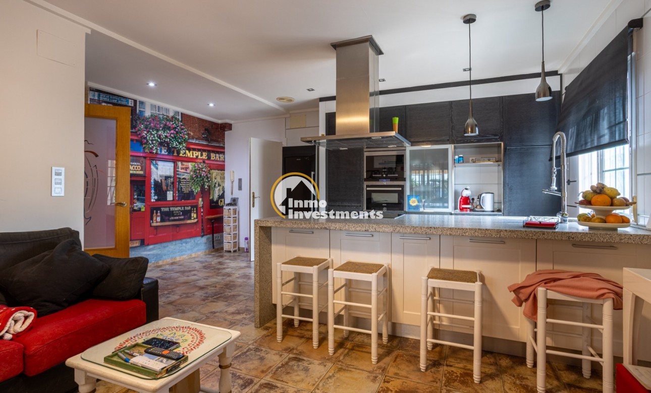 Bestaande bouw - Villa - Elche - 