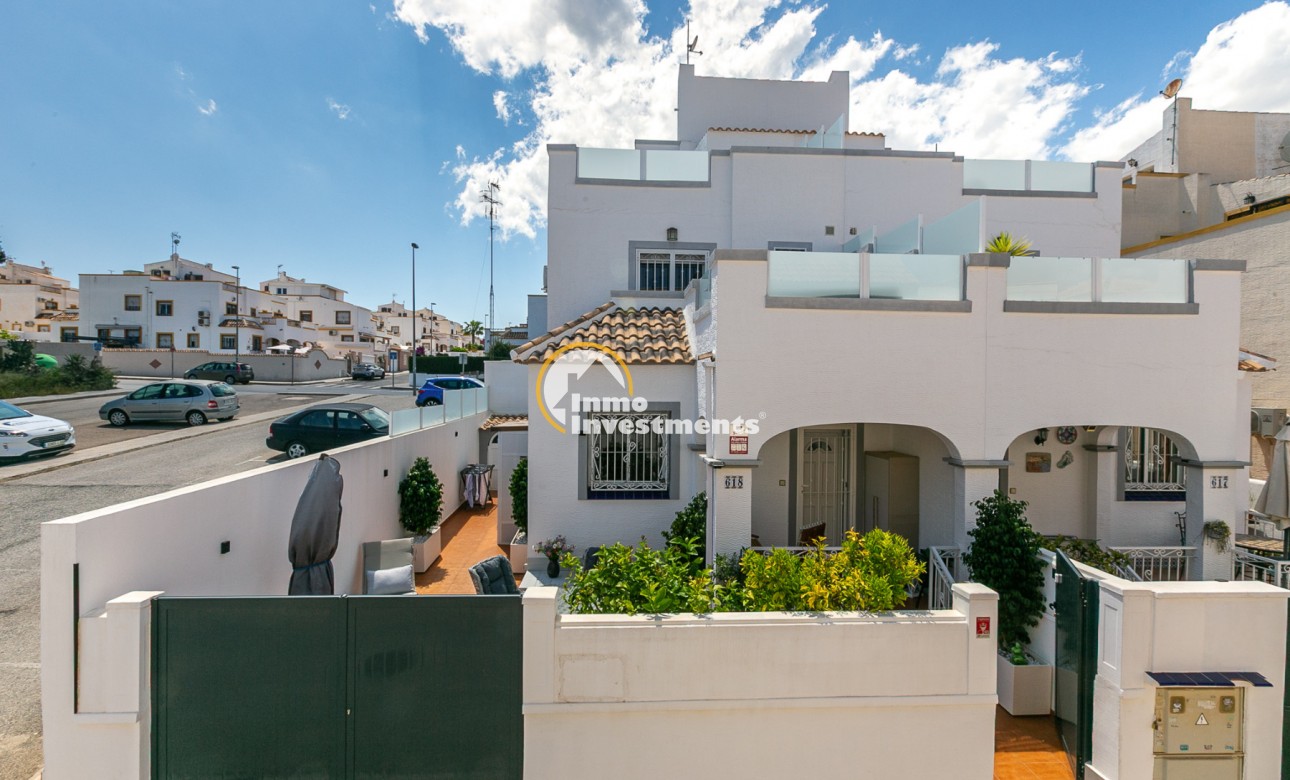 Till salu - Quad House - Los Altos