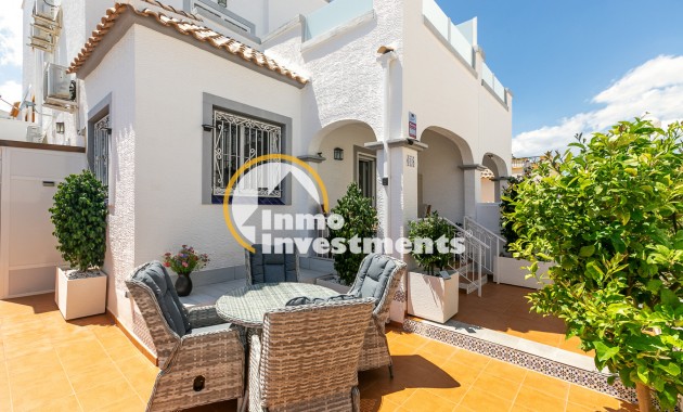 Till salu - Quad House - Los Altos