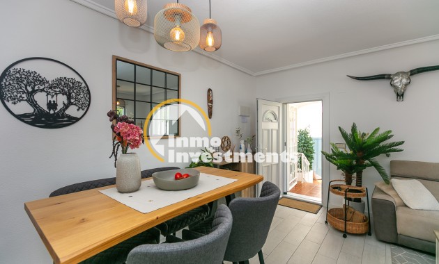 Till salu - Quad House - Los Altos