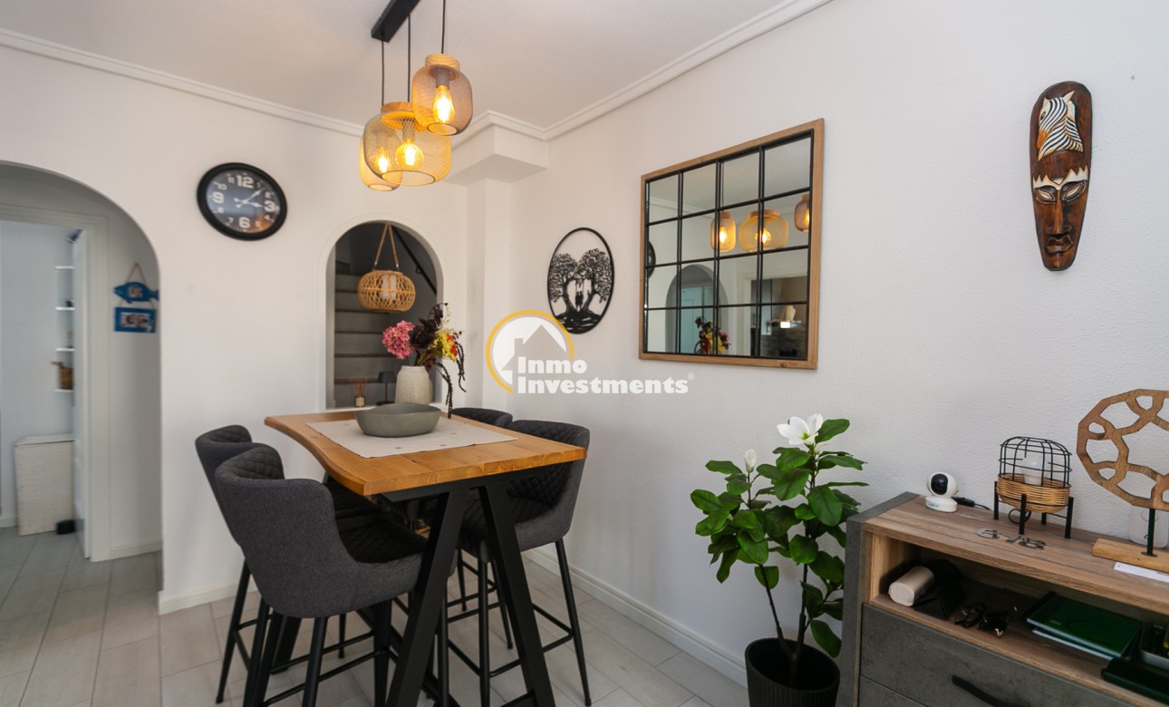 Till salu - Quad House - Los Altos