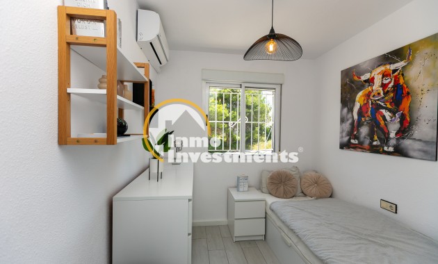 Till salu - Quad House - Los Altos