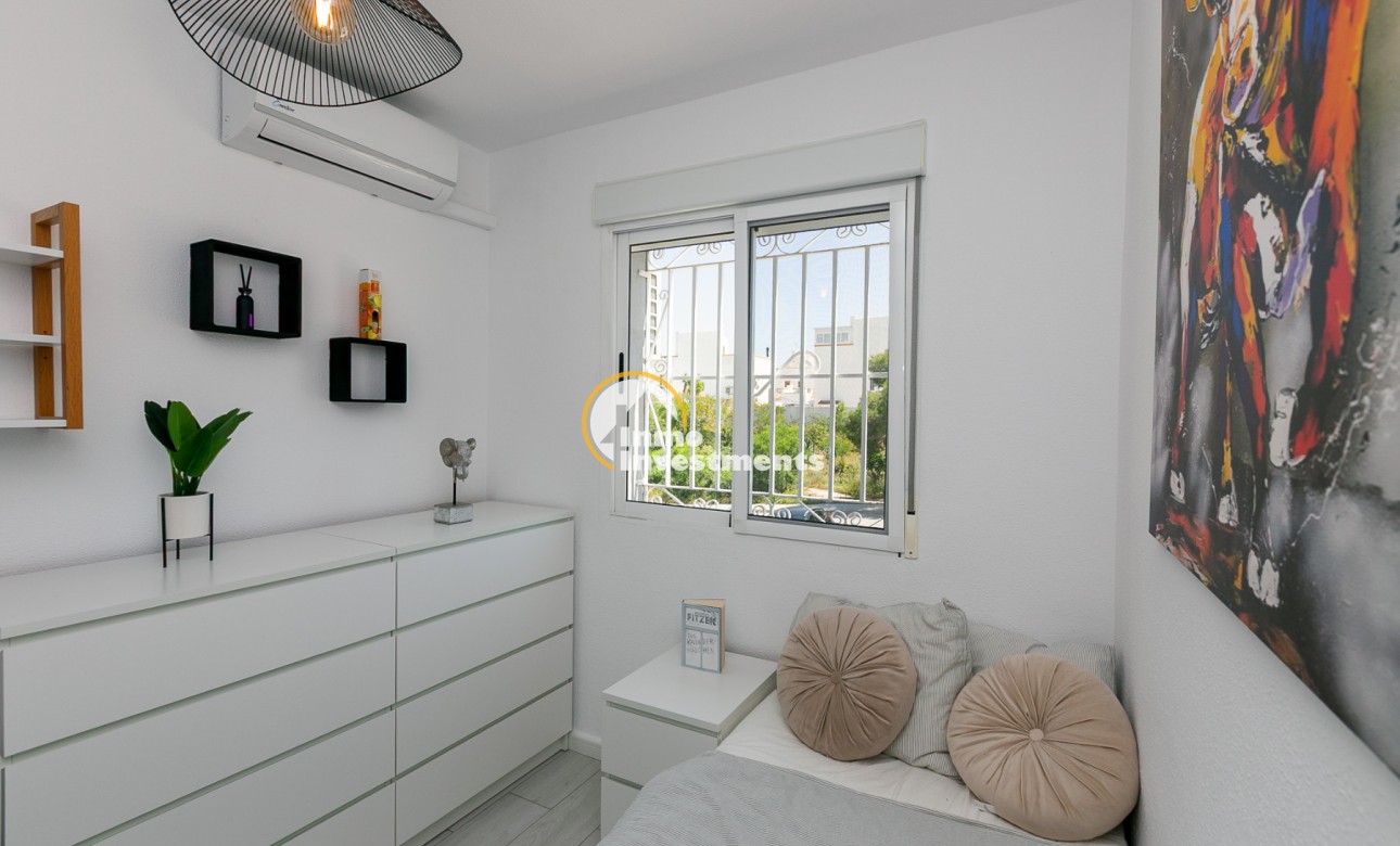 Till salu - Quad House - Los Altos