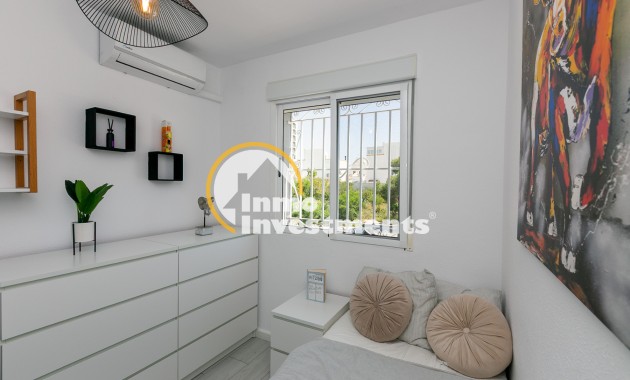 Till salu - Quad House - Los Altos