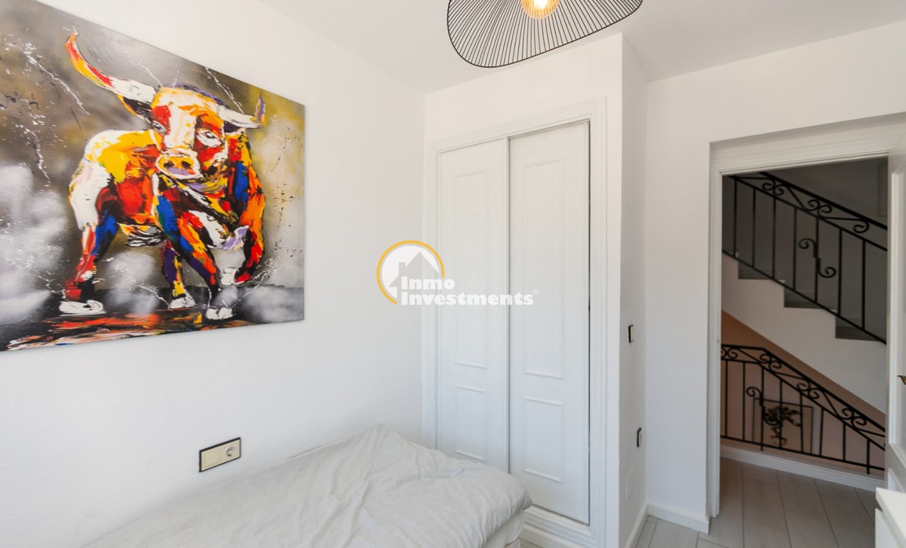 Till salu - Quad House - Los Altos