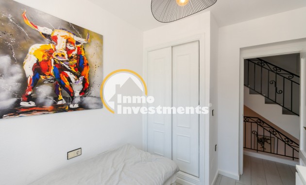 Till salu - Quad House - Los Altos