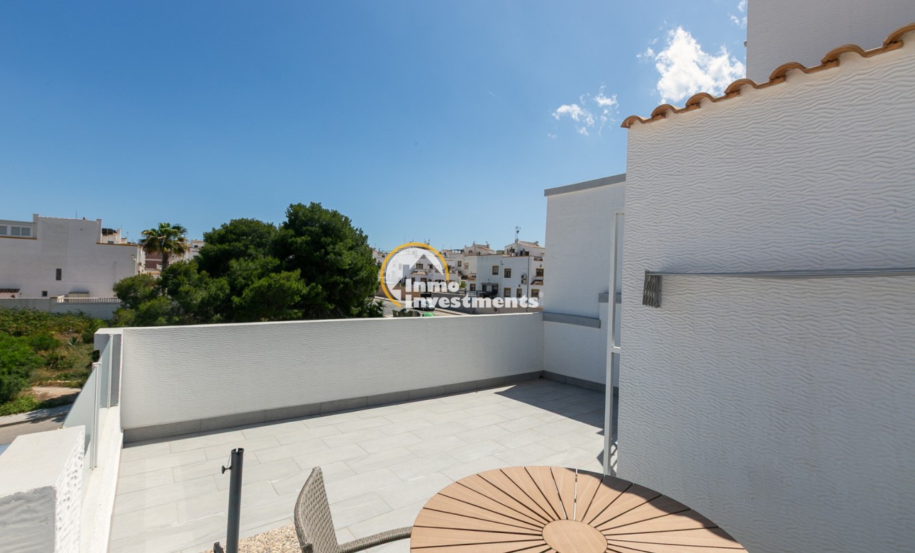 Till salu - Quad House - Los Altos