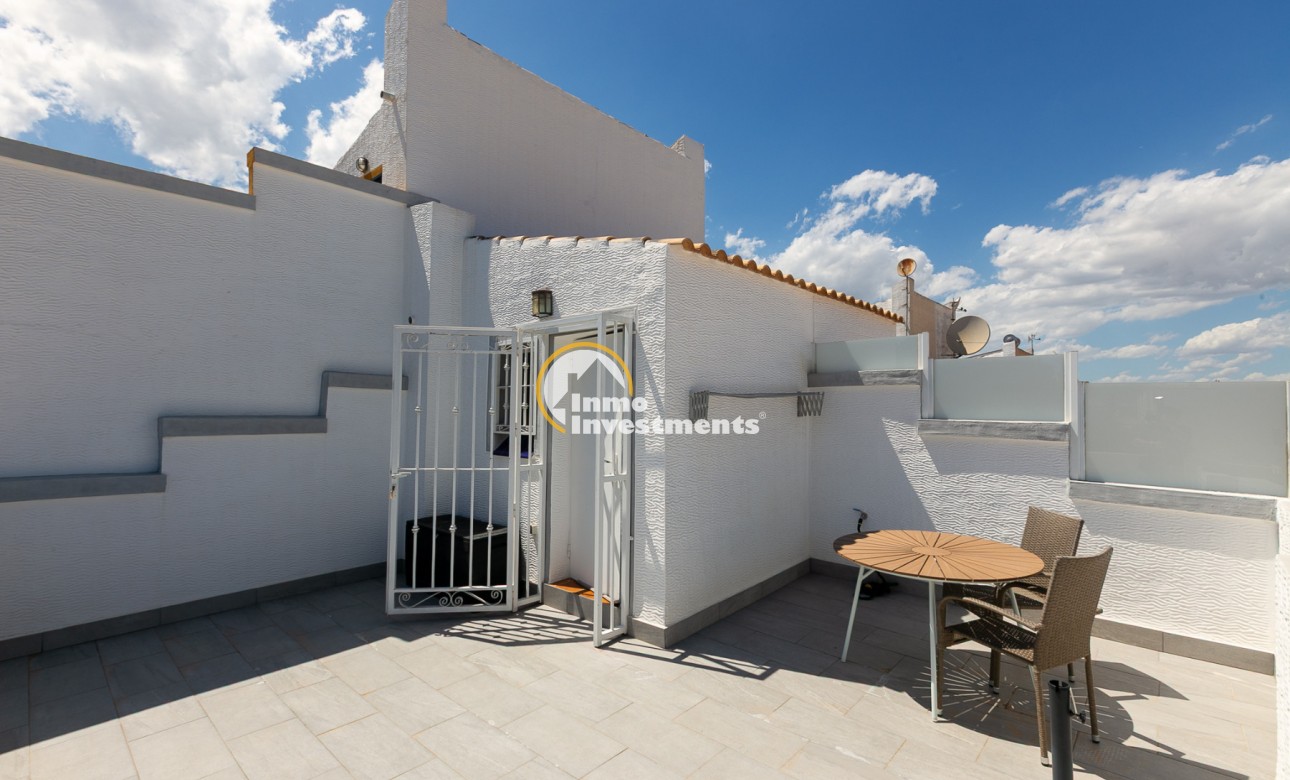 Till salu - Quad House - Los Altos