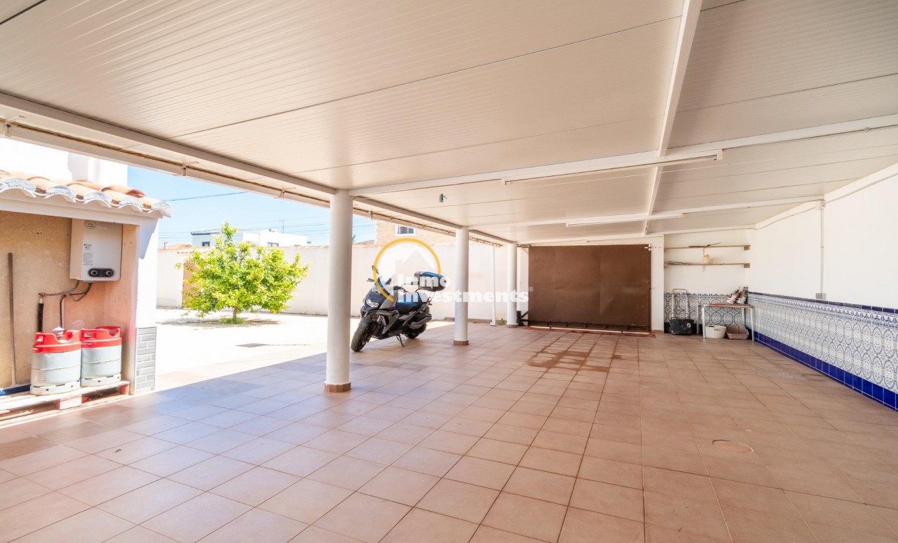 Reventa - Chalet independiente - Torrevieja - Torreta Florida