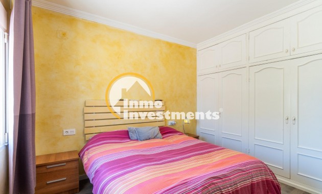 Reventa - Chalet independiente - Torrevieja - Torreta Florida