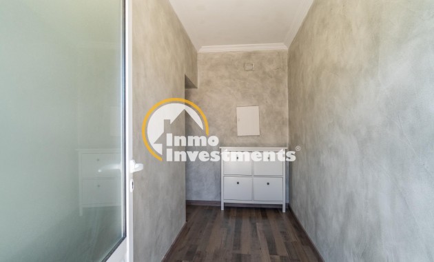 Reventa - Chalet independiente - Torrevieja - Torreta Florida