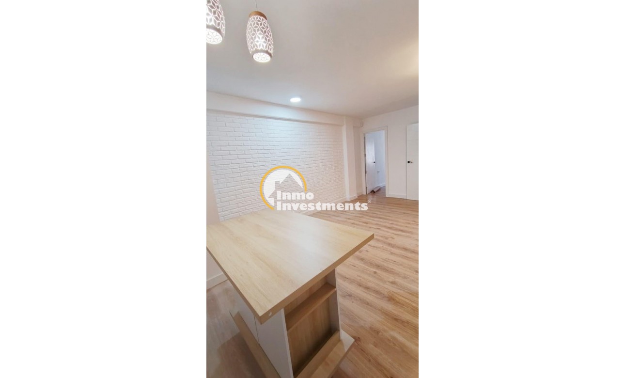 Bestaande bouw - Appartement - Torrevieja - Centro