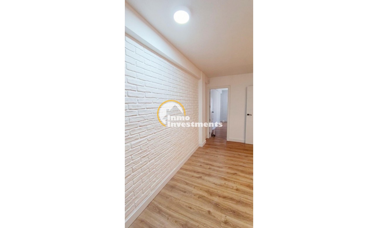 Bestaande bouw - Appartement - Torrevieja - Centro