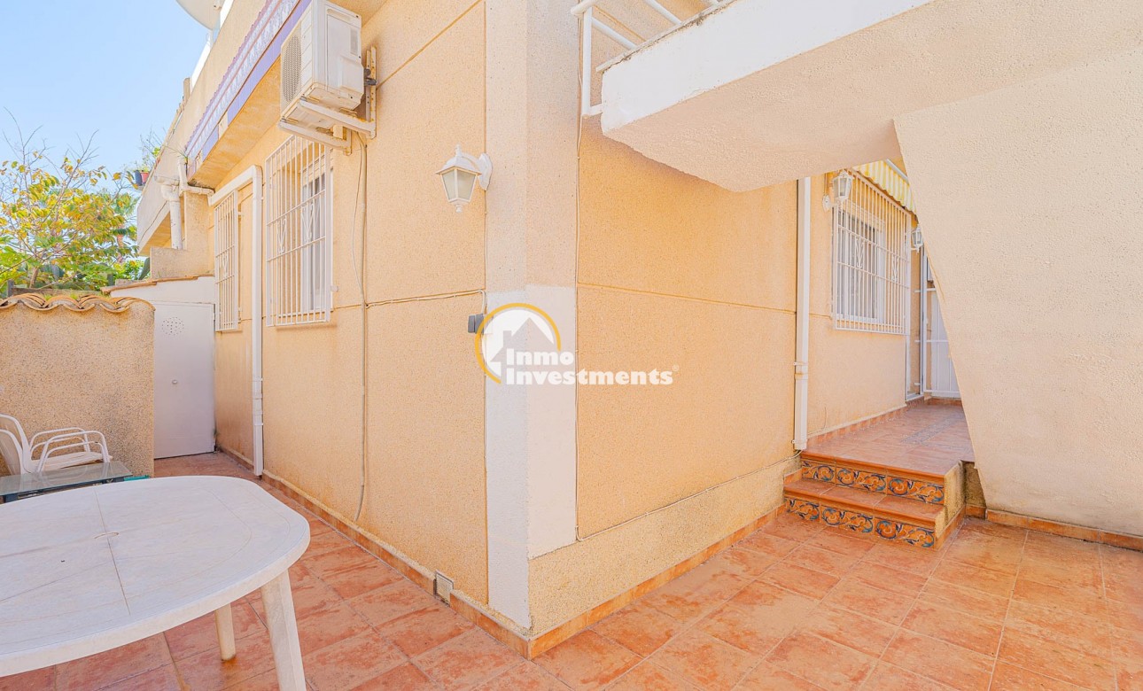 Resale - Bungalow - Los Altos