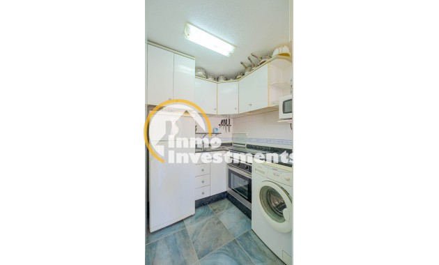 Resale - Bungalow - Los Altos