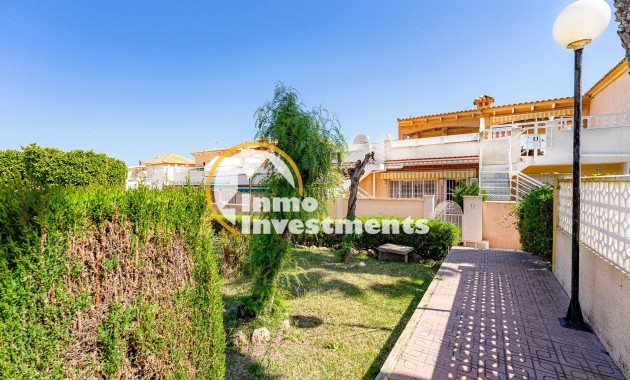Resale - Bungalow - Los Altos