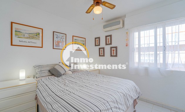 Resale - Bungalow - Los Altos