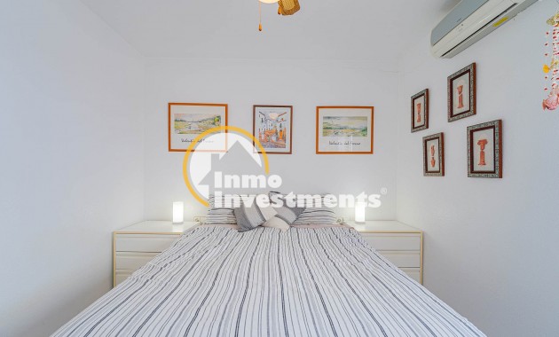 Resale - Bungalow - Los Altos