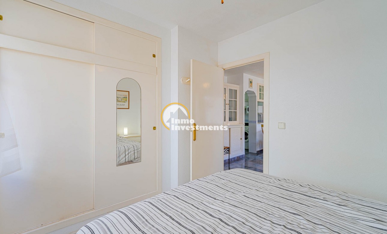 Resale - Bungalow - Los Altos