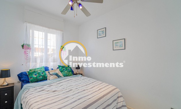 Resale - Bungalow - Los Altos