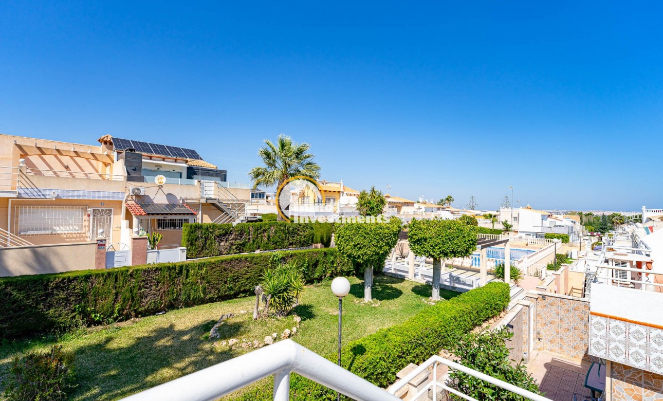 Resale - Bungalow - Los Altos