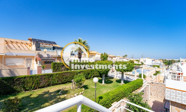 Resale - Bungalow - Los Altos