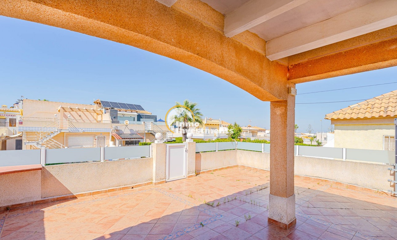 Resale - Bungalow - Los Altos