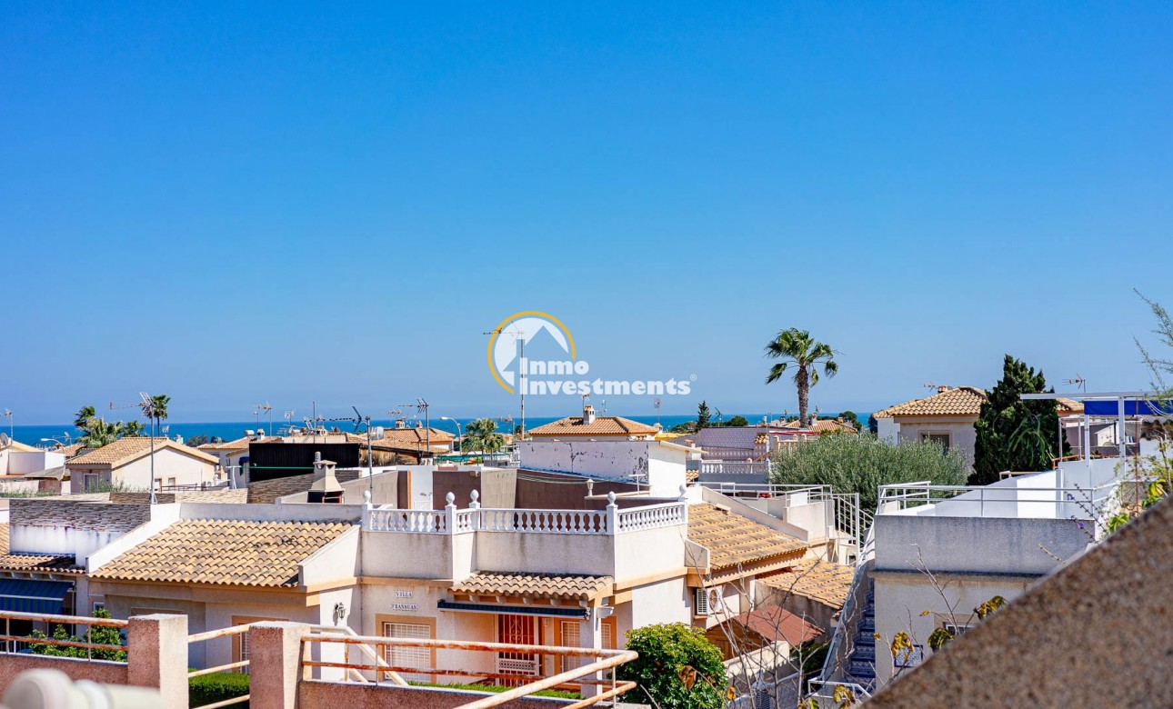 Resale - Bungalow - Los Altos
