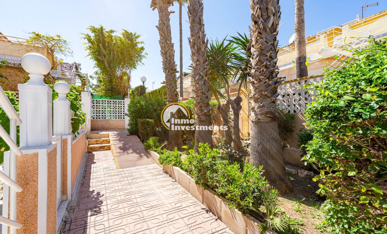 Resale - Bungalow - Los Altos