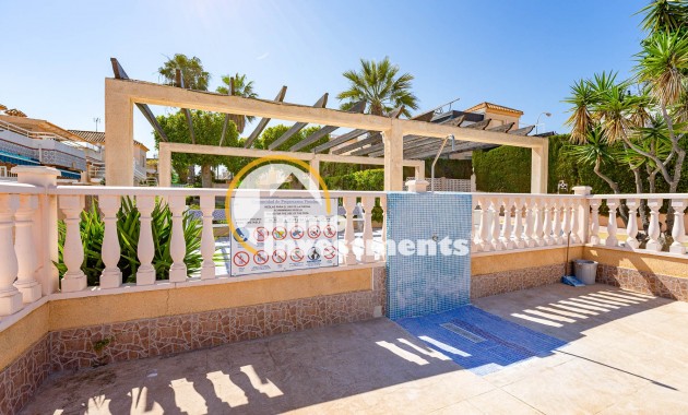 Resale - Bungalow - Los Altos