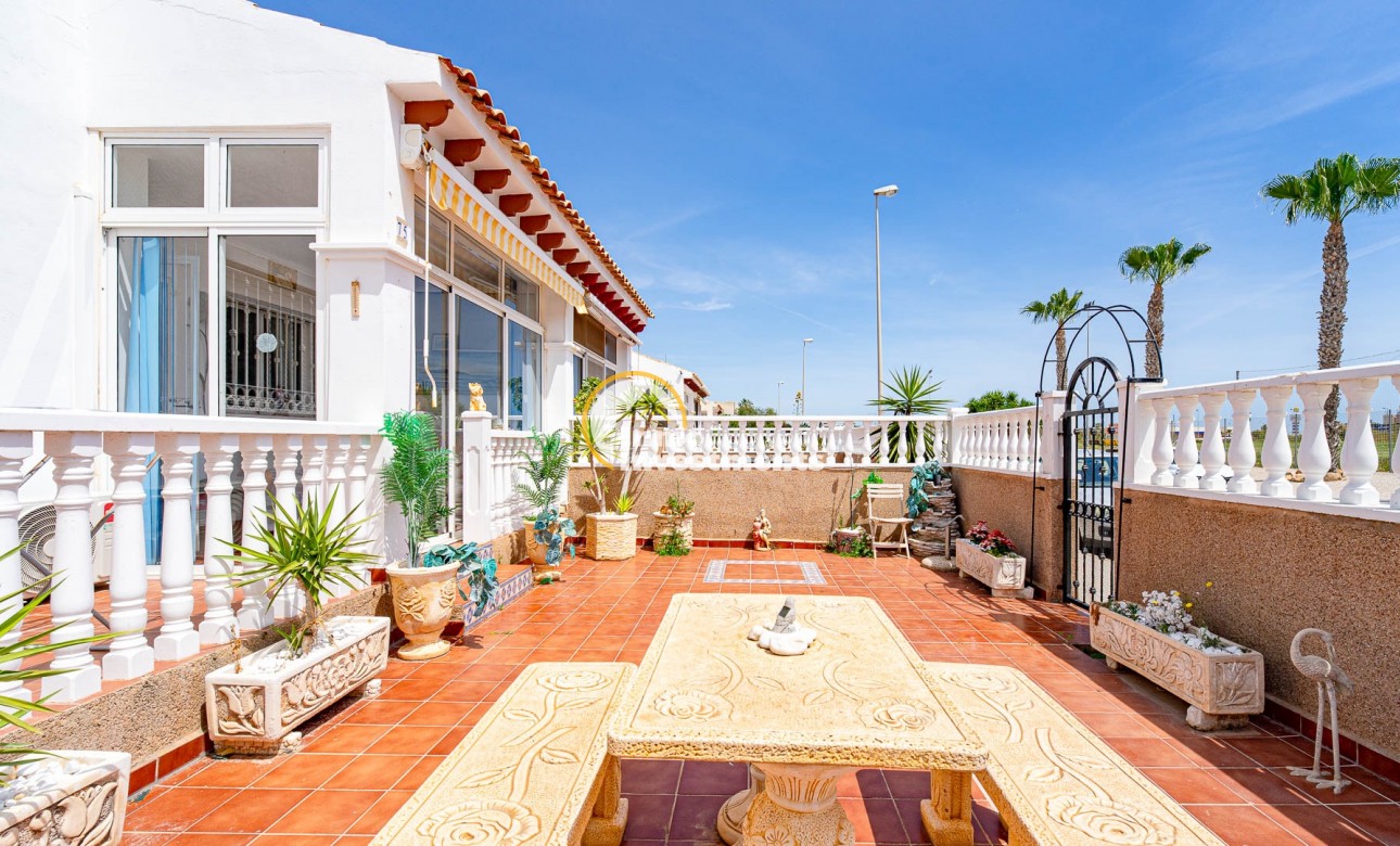 Gebrauchtimmobilien - Reihenhaus - Punta Prima - La Ciñuelica