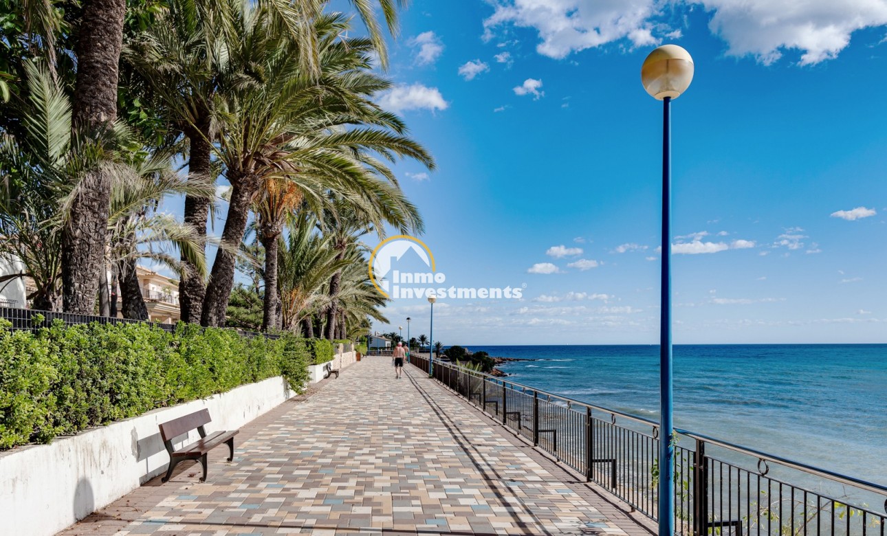 Resale - Penthouse - Punta Prima