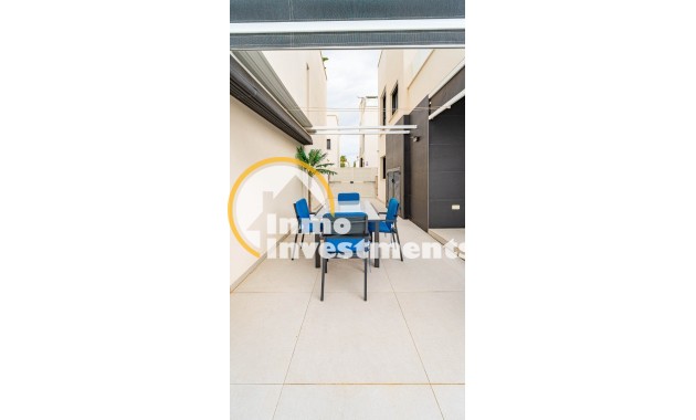 Reventa - Chalet independiente - Punta Prima