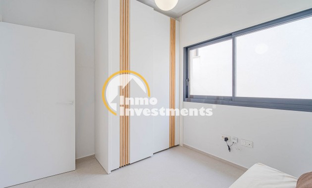 Reventa - Chalet independiente - Punta Prima