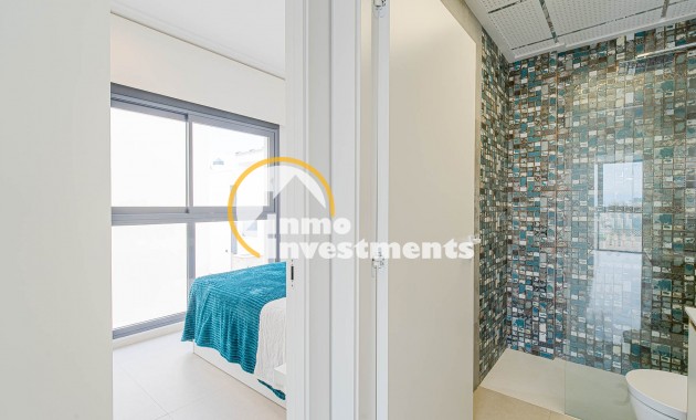 Reventa - Chalet independiente - Punta Prima