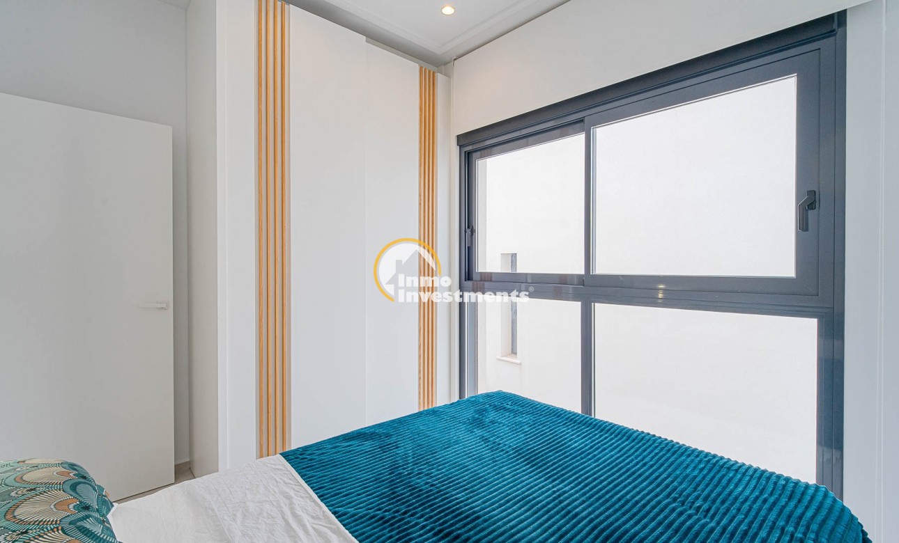 Reventa - Chalet independiente - Punta Prima