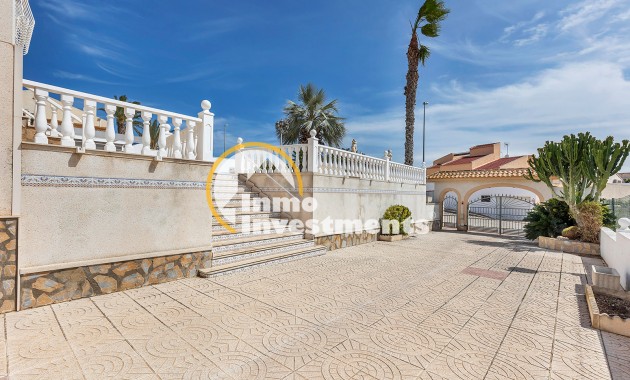 Reventa - Chalet independiente - La Marina