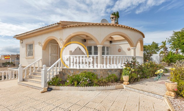 Reventa - Chalet independiente - La Marina
