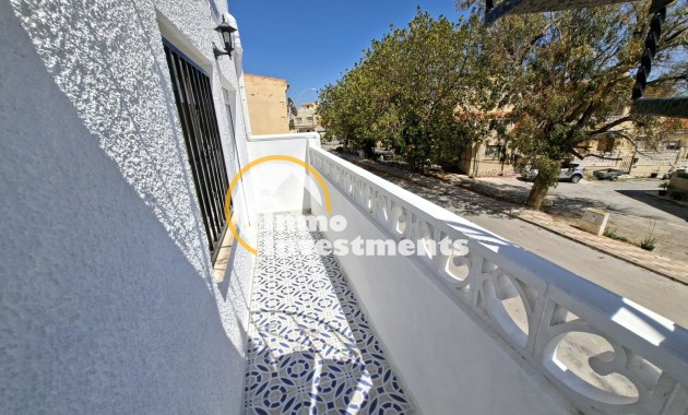Gebrauchtimmobilien - Reihenhaus - La Marina