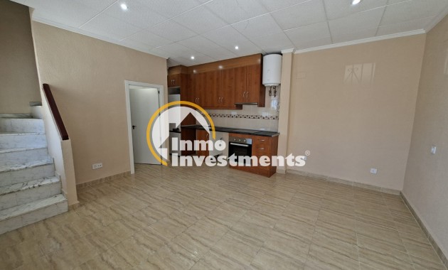 Gebrauchtimmobilien - Reihenhaus - La Marina