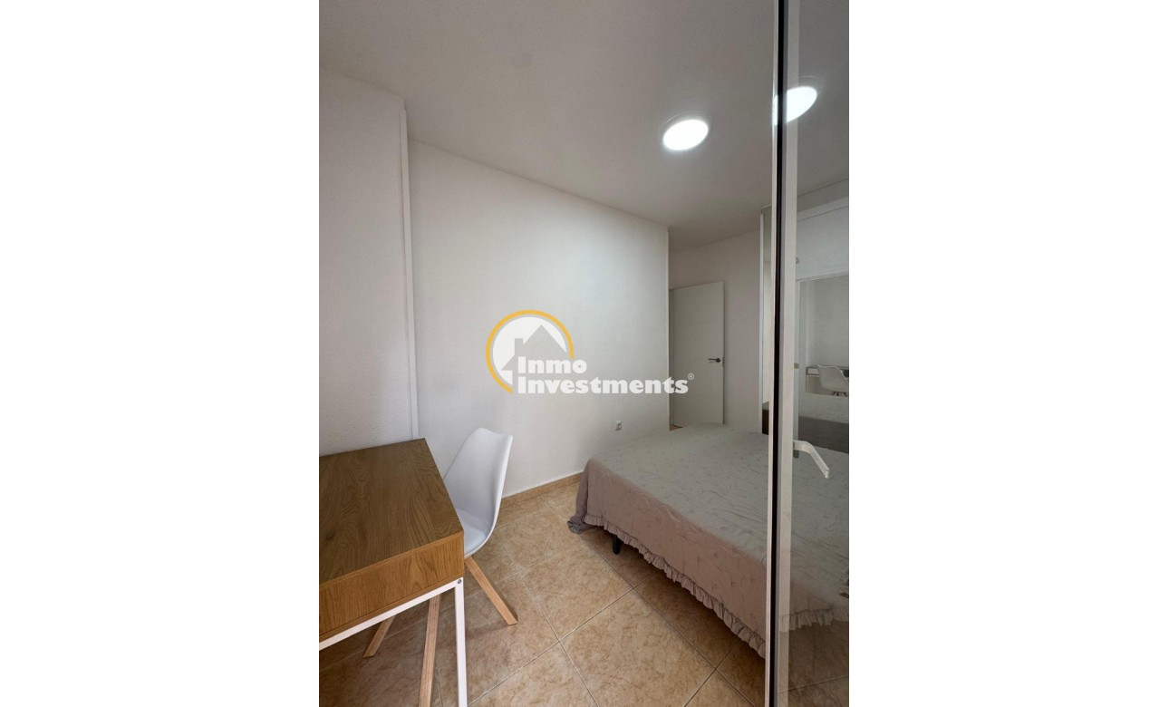 Resale - Apartment - Torrevieja