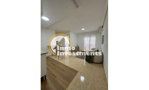 Resale - Apartment - Torrevieja