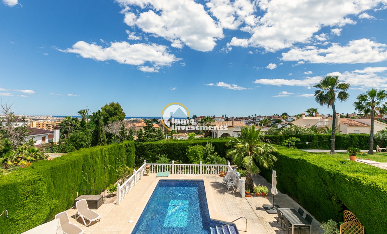 Resale - Semi detached villa - Los Balcones