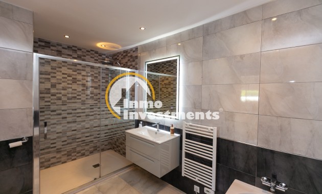 Resale - Semi detached villa - Los Balcones